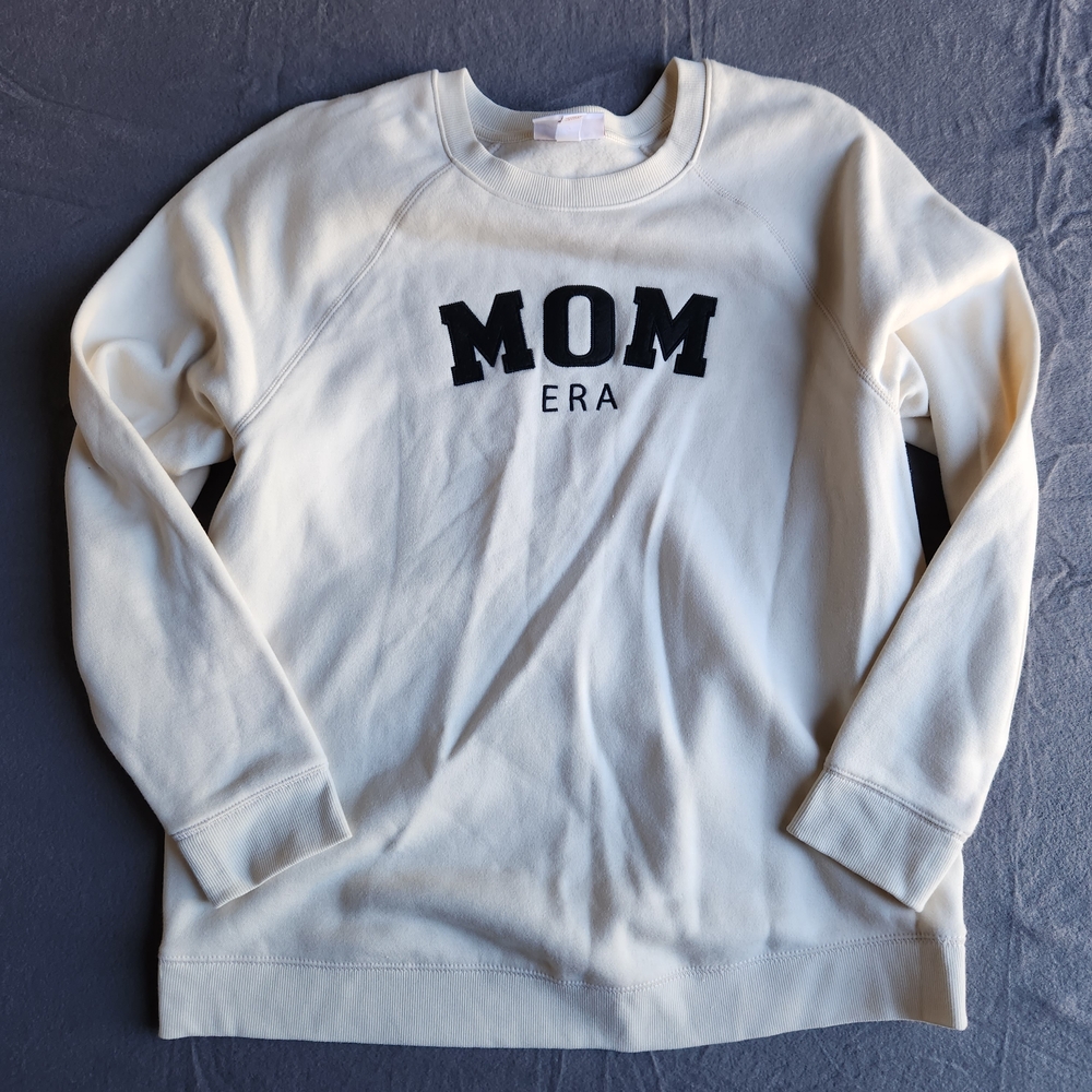 Isabel "Mom Era" Oversized Pullover Sweatshirt Cream Large Cozy